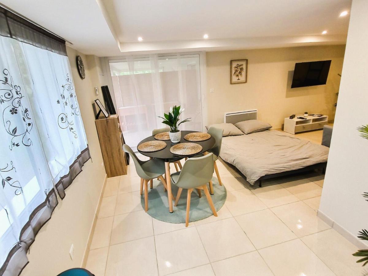 Le Petit Rocher 30M2- Studio Standing 3 Etoiles Saint-Aignan-Grand-Lieu Exteriör bild